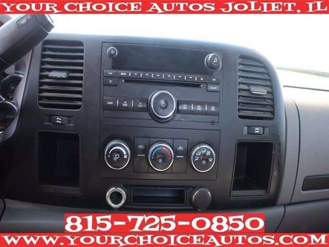 2009 GMC Sierra 2500HD 4x4 Work Truck 2dr Regular Cab LB